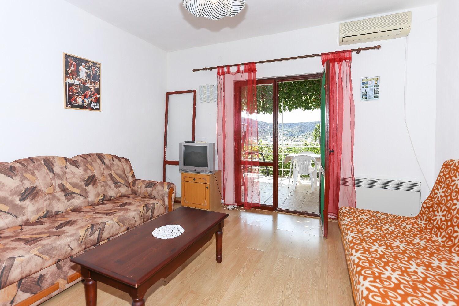 Holiday Home Marcelo-With Terrace Vinisce Exterior foto