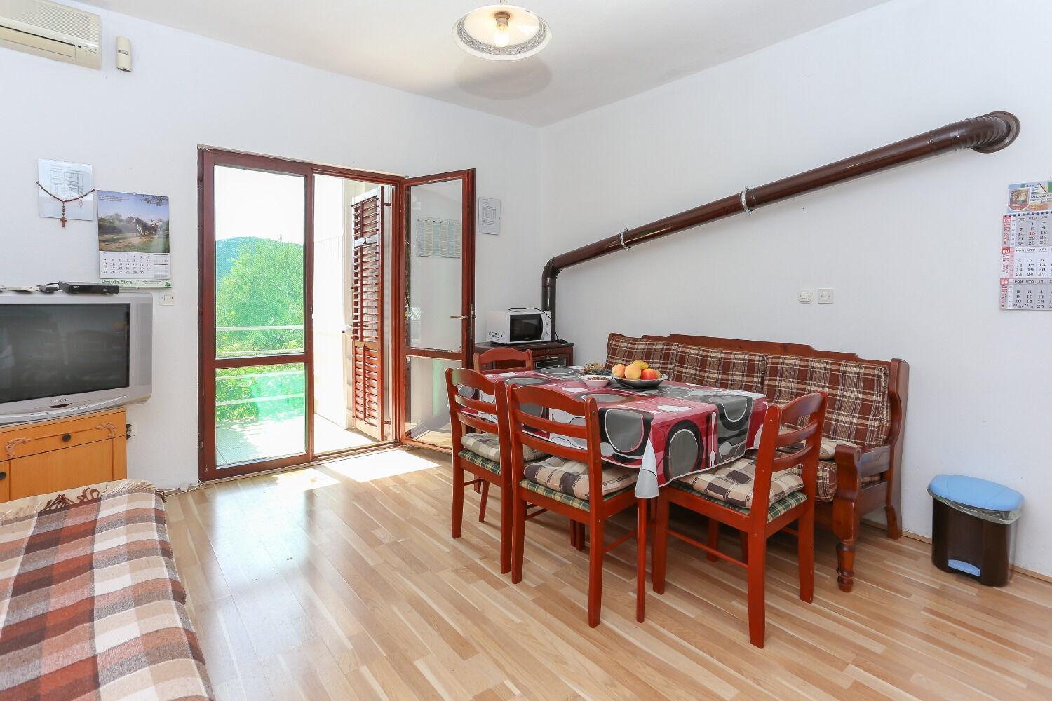 Holiday Home Marcelo-With Terrace Vinisce Exterior foto
