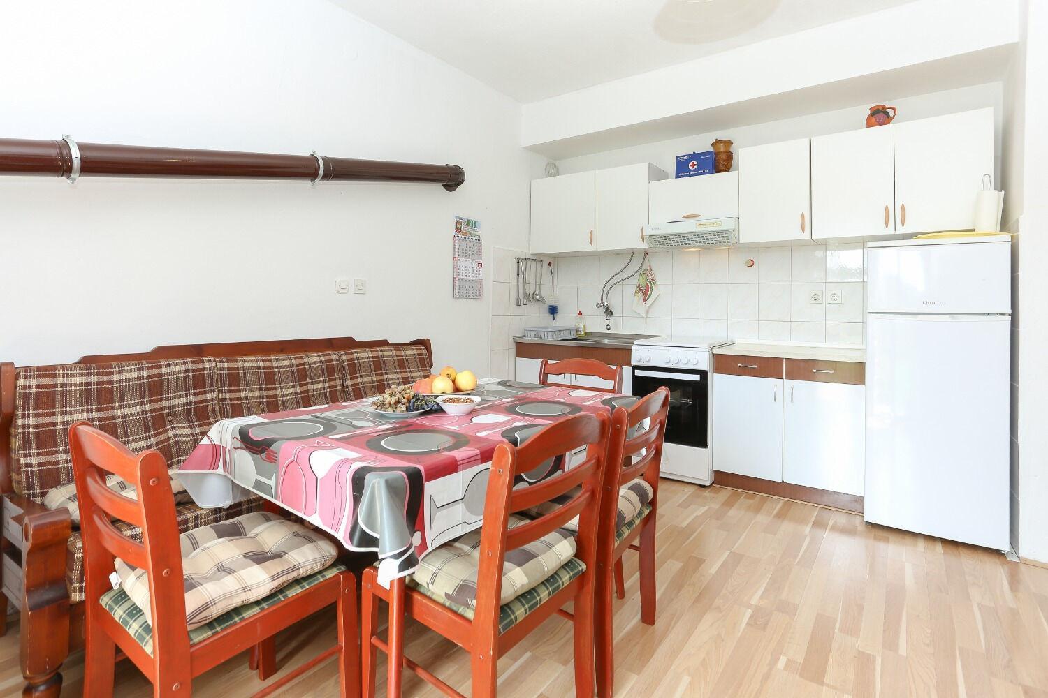 Holiday Home Marcelo-With Terrace Vinisce Exterior foto